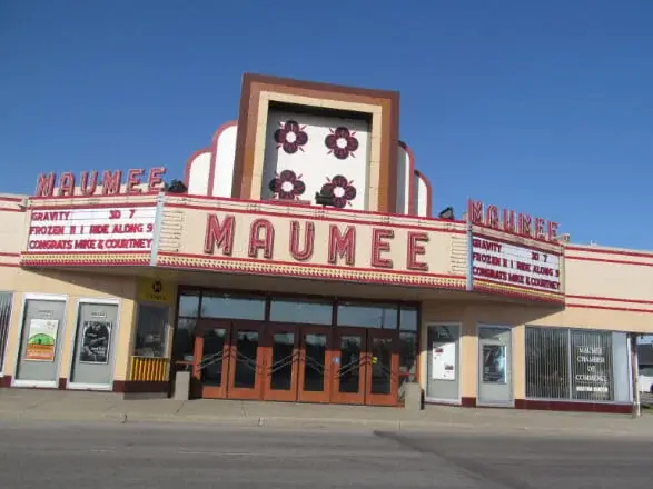Vintage movie theater located in Maumee, Ohio